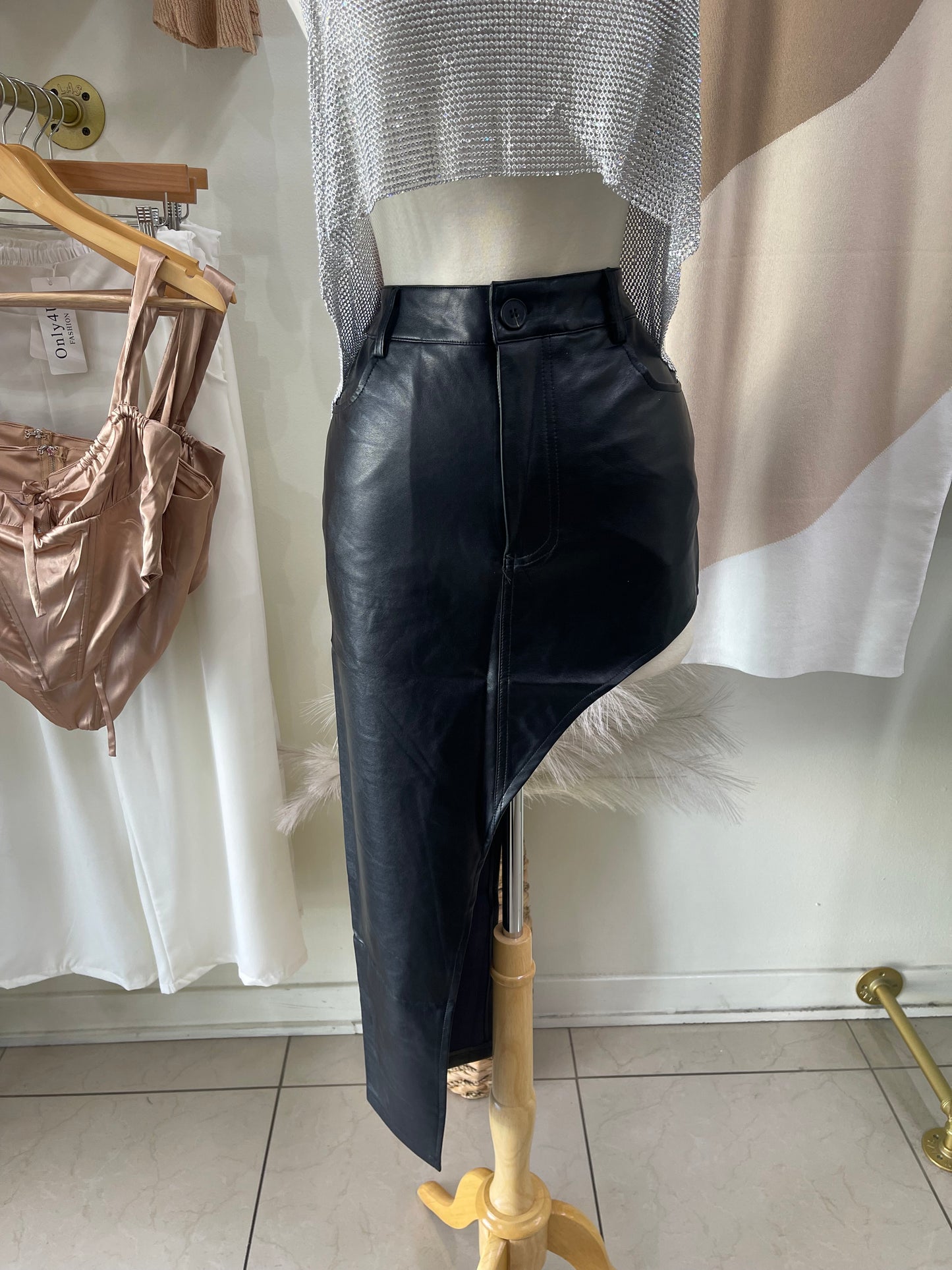 Black Leather Skirt 🖤