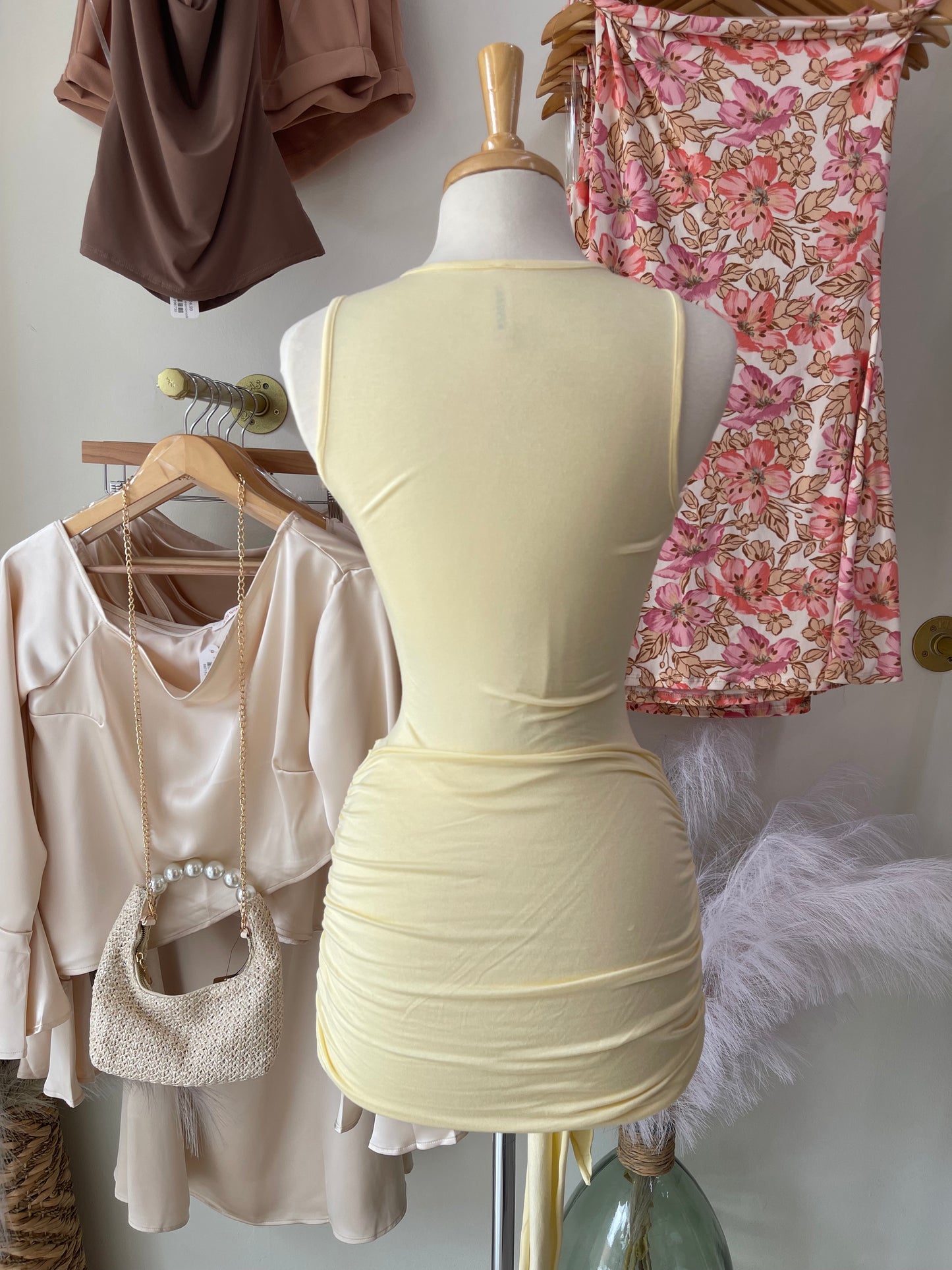 Summer Y. Dress 💛