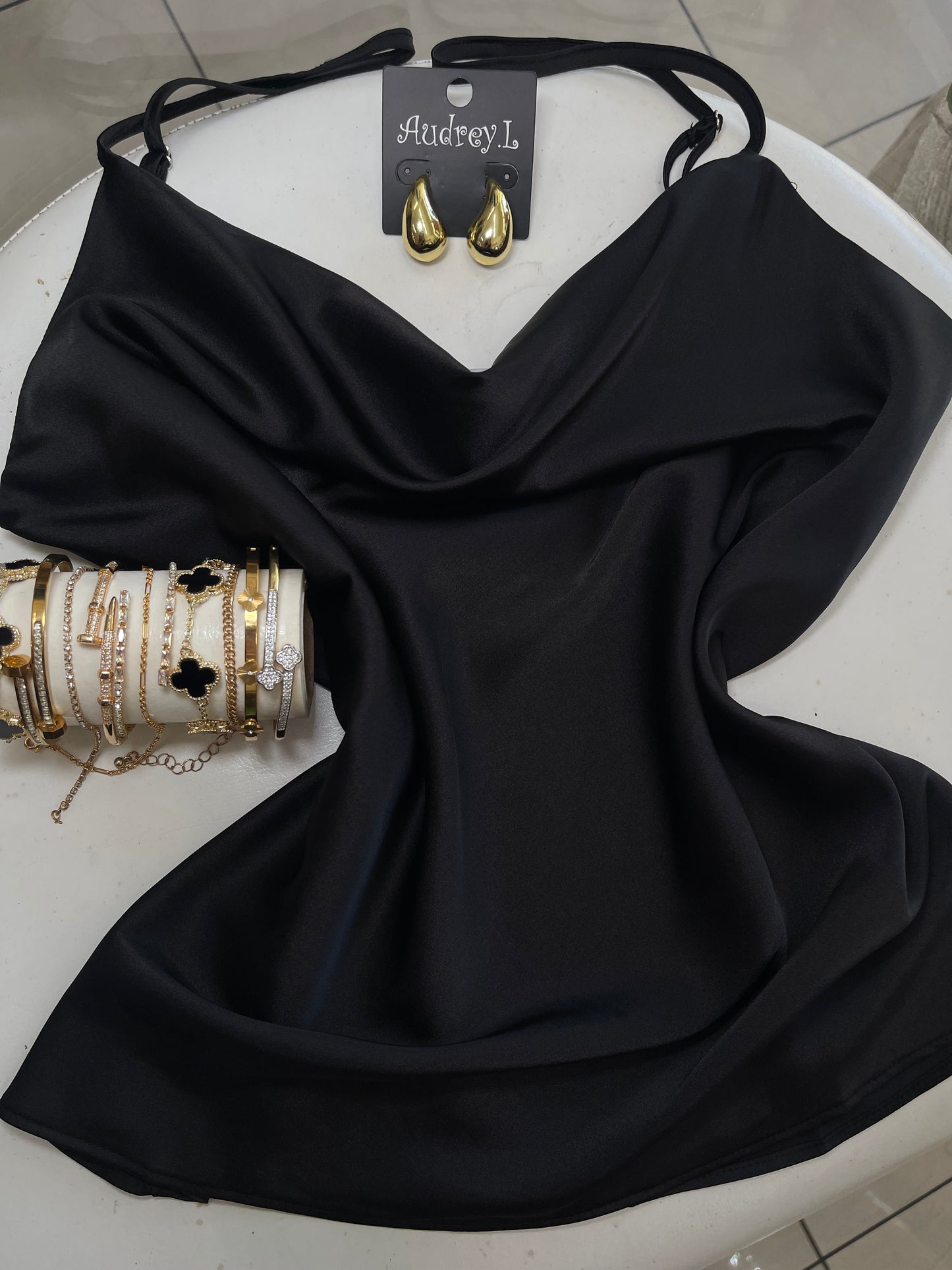 Black Dressy Satin Blouse 🖤🪞