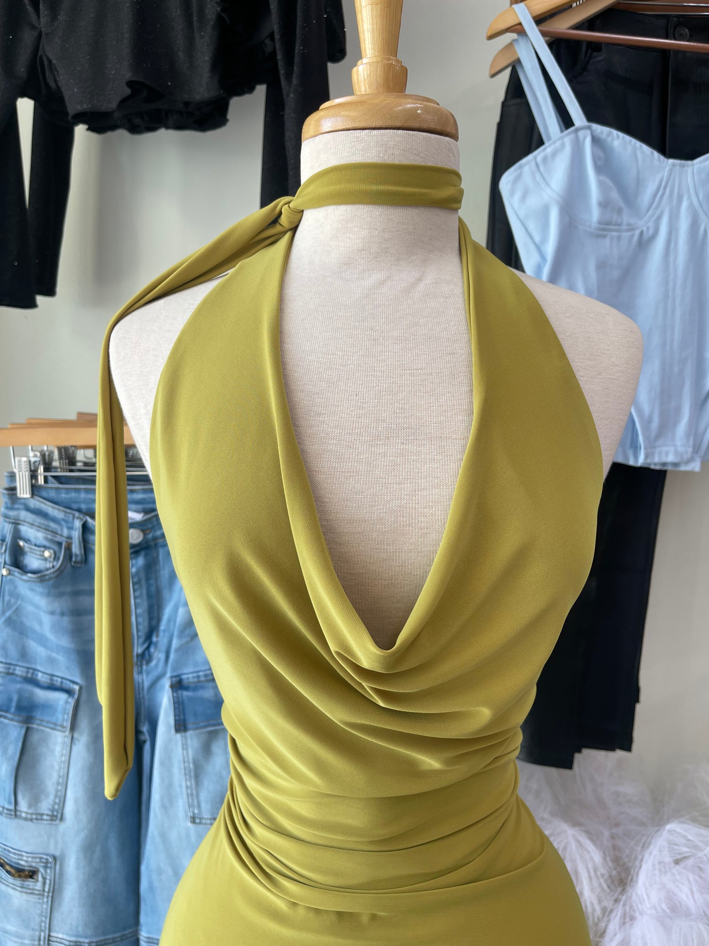 Zahra Olive Halter Dress 🍸