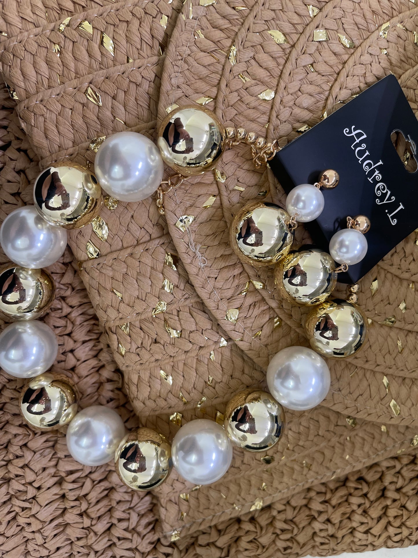 Chunky Pearl Gold Bracelet/Earrings