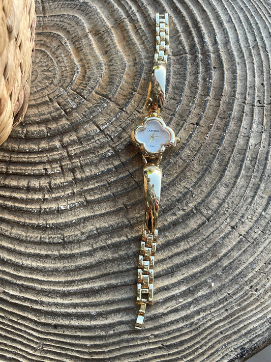 Trendy Thin Watch Style 2