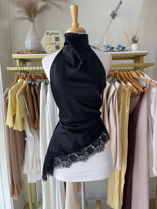 Black Lace Blouse 🪞✨🖤🍸