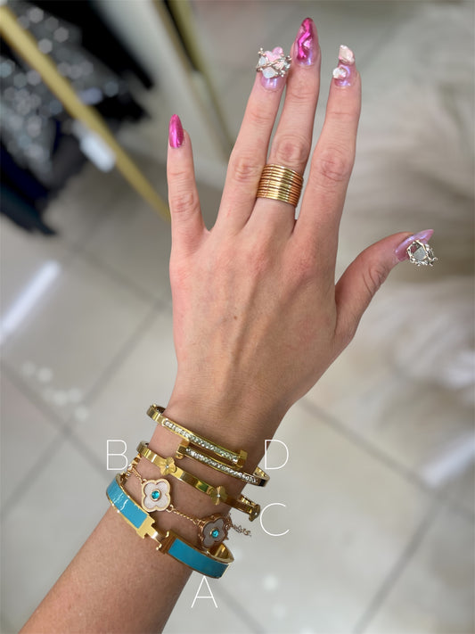 Blue Trendy Bracelets 🪞✨🩵